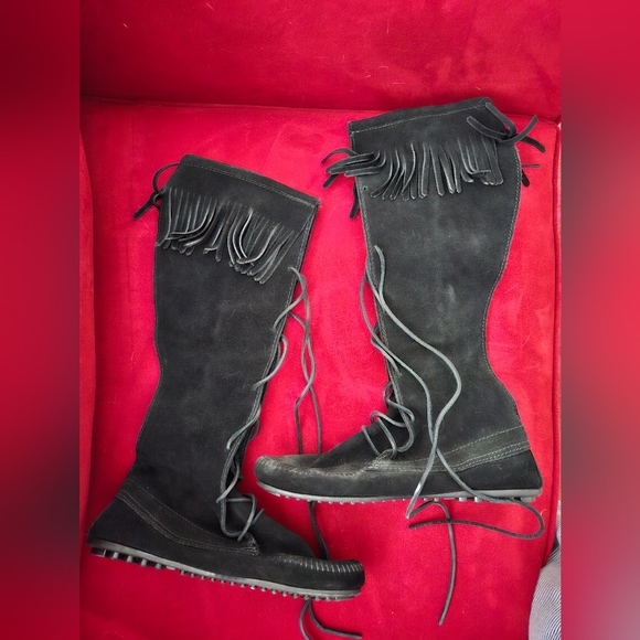 NWOT Minnetonka Black Knee High Suede Fringed Boots - Picture 5 of 5